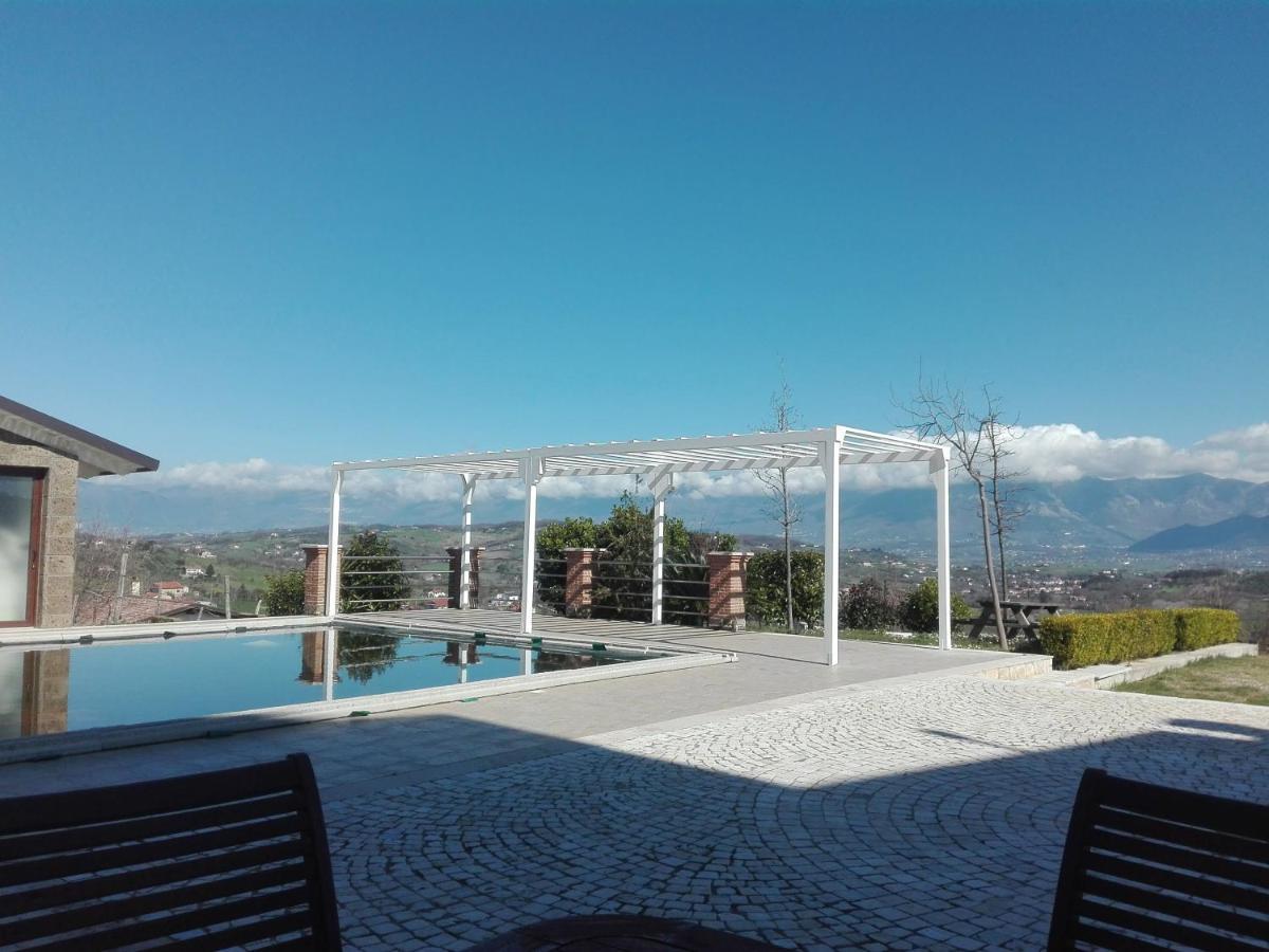 Villa Santoro Ai Tre Ulivi Con Piscina Privata Caiazzo المظهر الخارجي الصورة