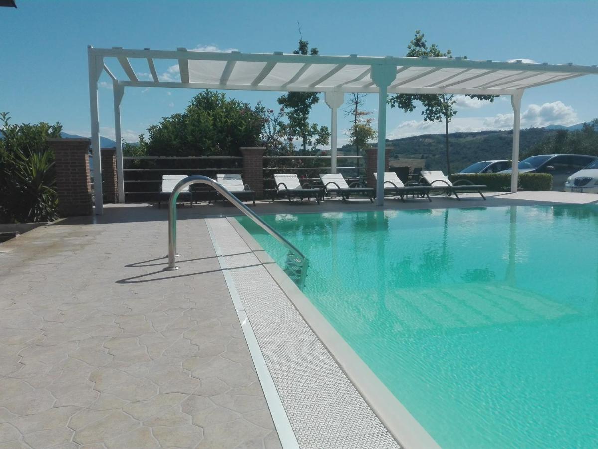 Villa Santoro Ai Tre Ulivi Con Piscina Privata Caiazzo المظهر الخارجي الصورة