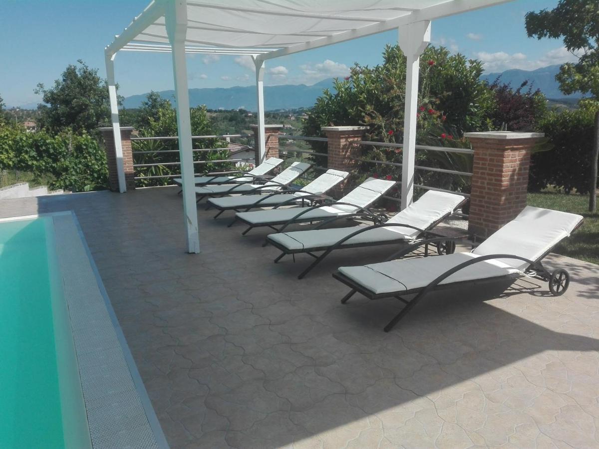 Villa Santoro Ai Tre Ulivi Con Piscina Privata Caiazzo المظهر الخارجي الصورة