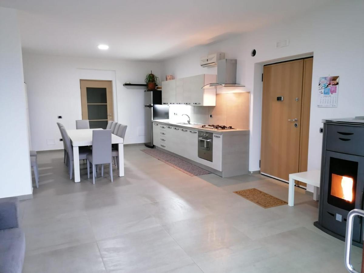 Villa Santoro Ai Tre Ulivi Con Piscina Privata Caiazzo المظهر الخارجي الصورة