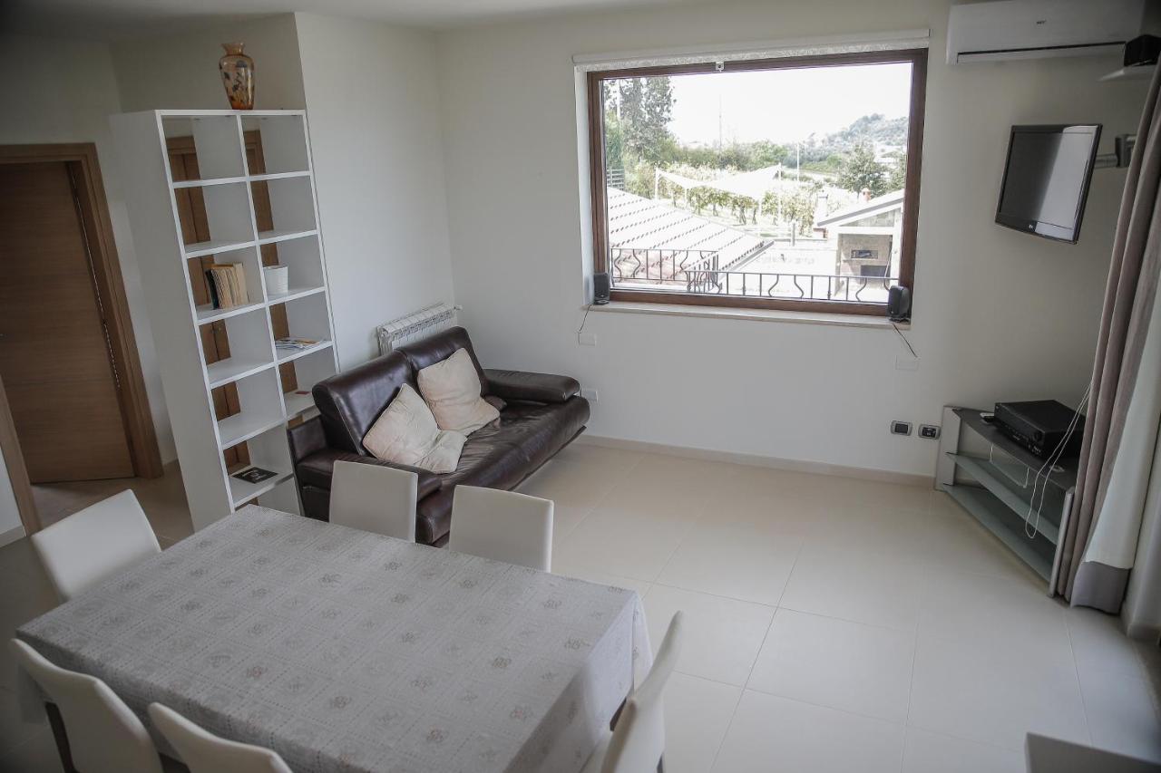 Villa Santoro Ai Tre Ulivi Con Piscina Privata Caiazzo المظهر الخارجي الصورة