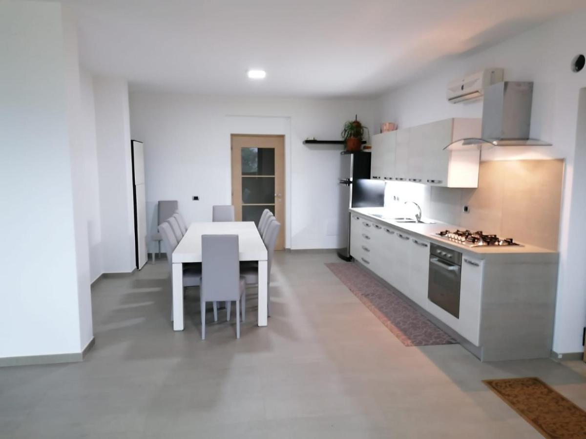 Villa Santoro Ai Tre Ulivi Con Piscina Privata Caiazzo المظهر الخارجي الصورة