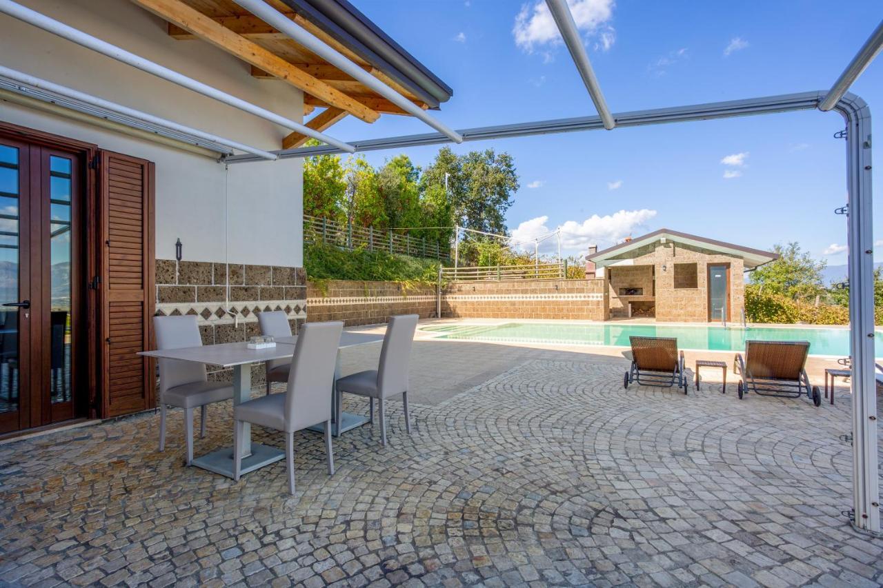 Villa Santoro Ai Tre Ulivi Con Piscina Privata Caiazzo المظهر الخارجي الصورة